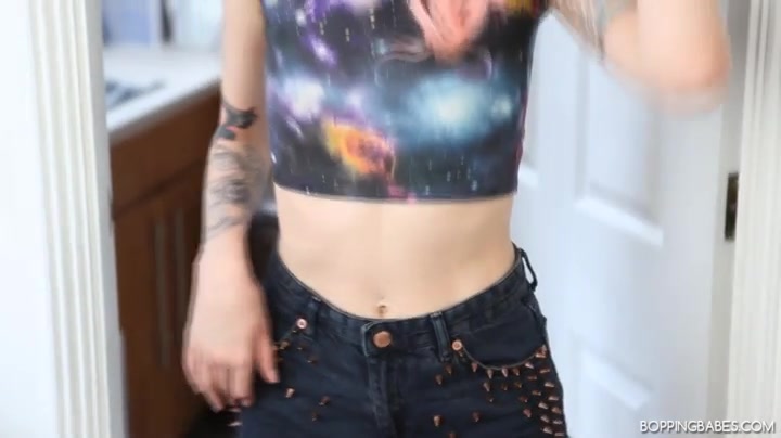 Minni - Do The Dishes - BoppingBabes