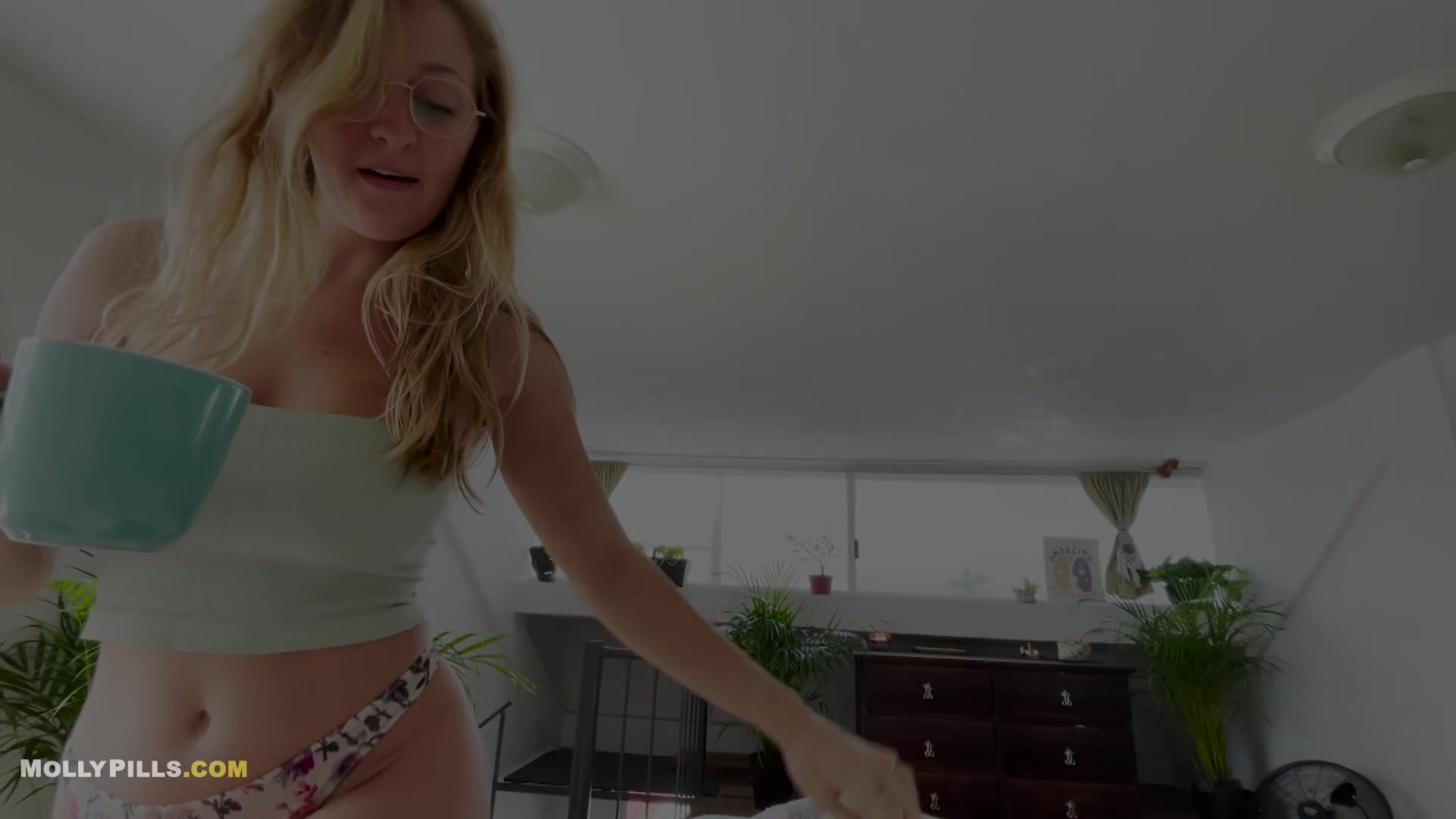 Coffee And Cumming 2 - Sex Movies Featuring Molly Pills