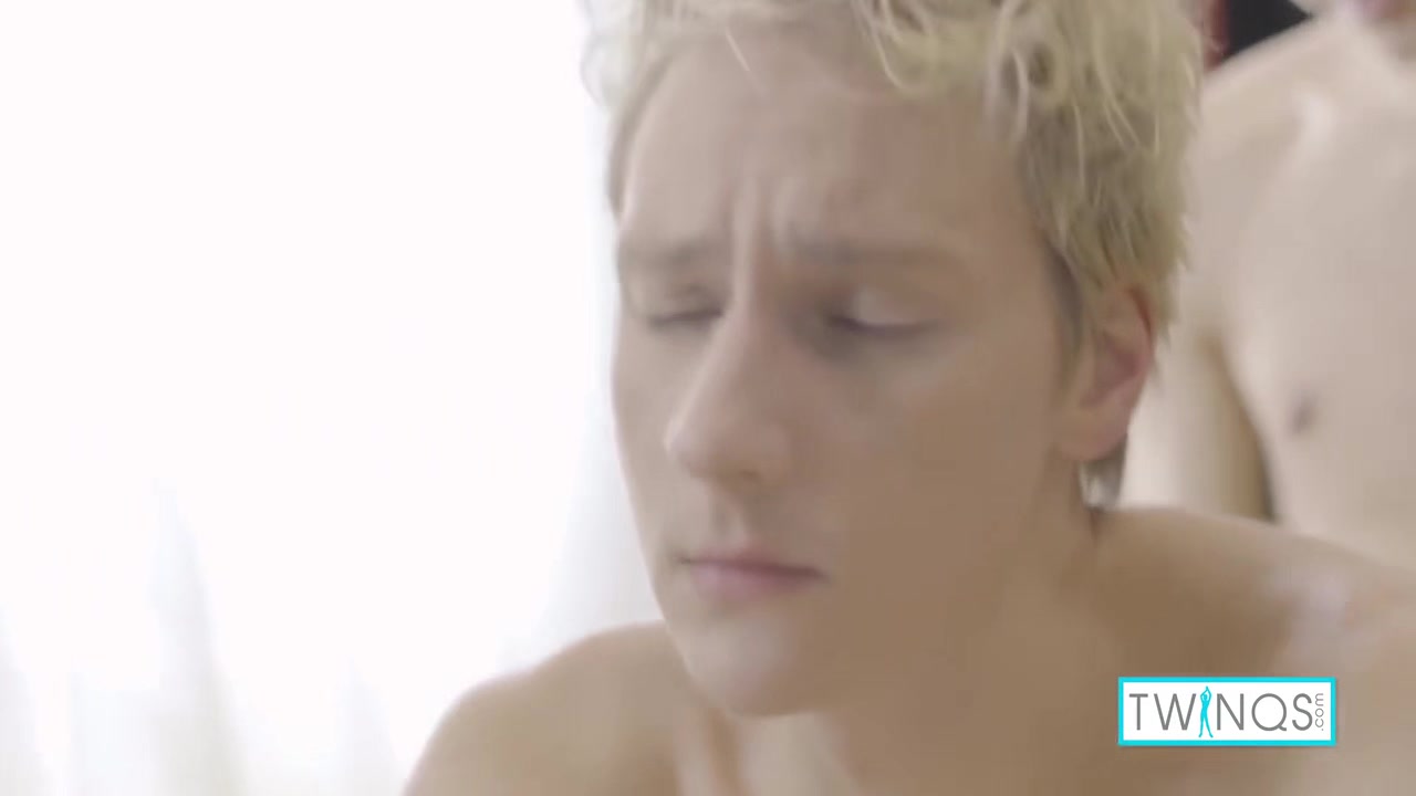 Hot Twink Logan Enjoys Massage From Pervy Masseur Nico!