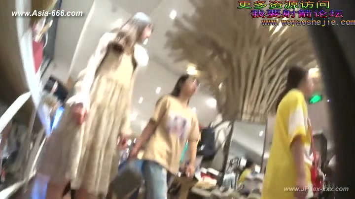 peeping chinese amateur upskirt.45