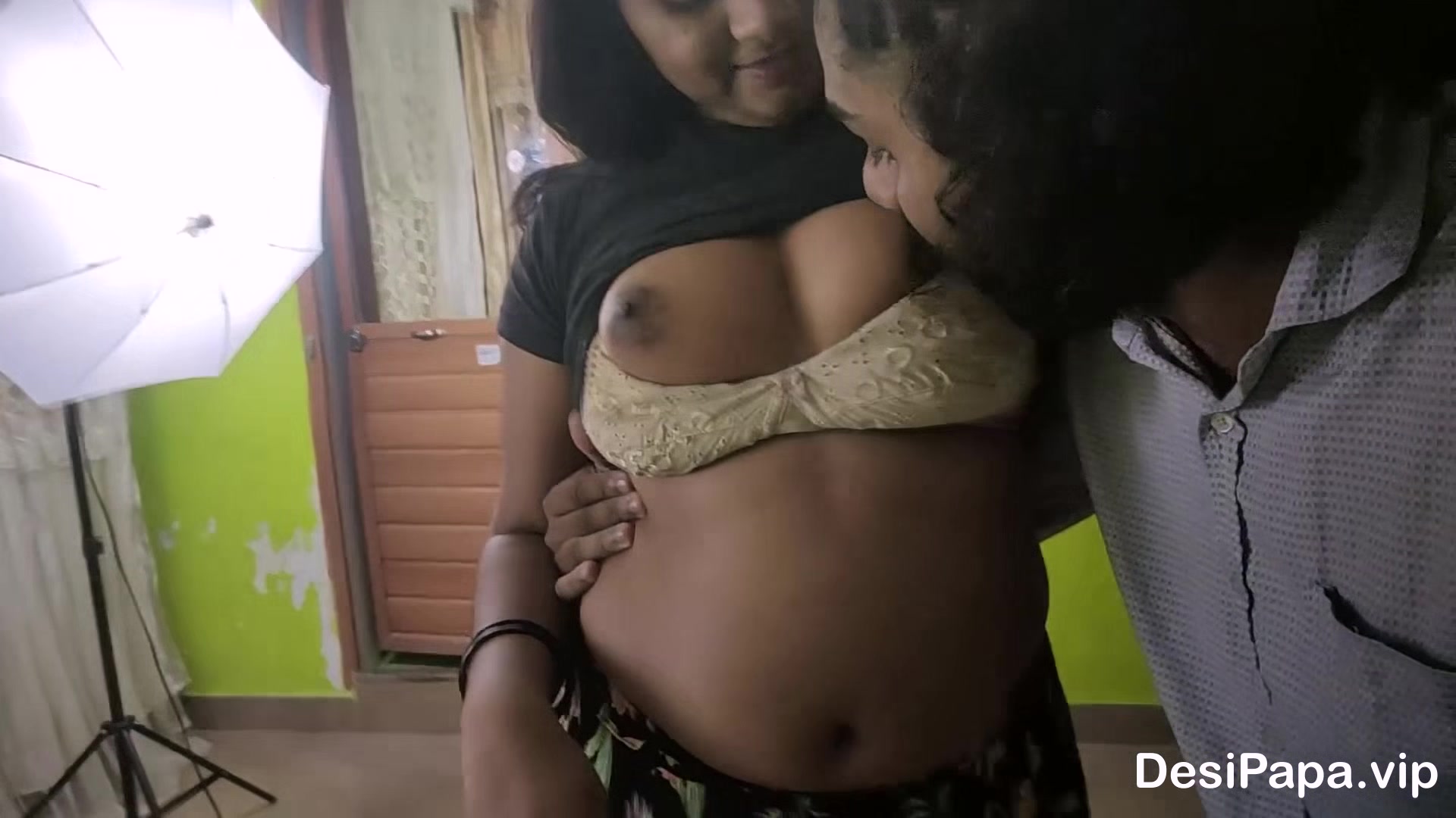 Horny Married Desi Couple Have Hottest Morning Sex