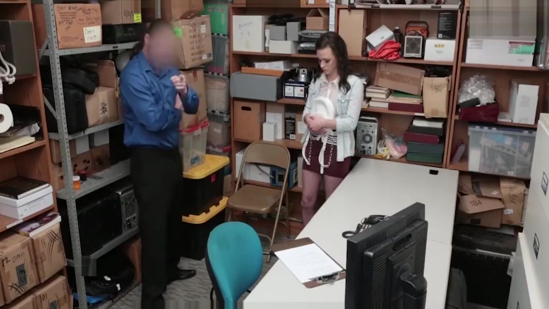 ShopLyfter - LP Officer Fucks Sexy teen 18+ For her Freedom
