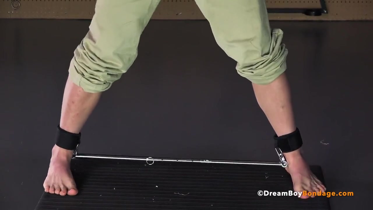 Young Twunk Jacob Hunk Finishes Off In Restrain Bondage After Cruel Flagellating