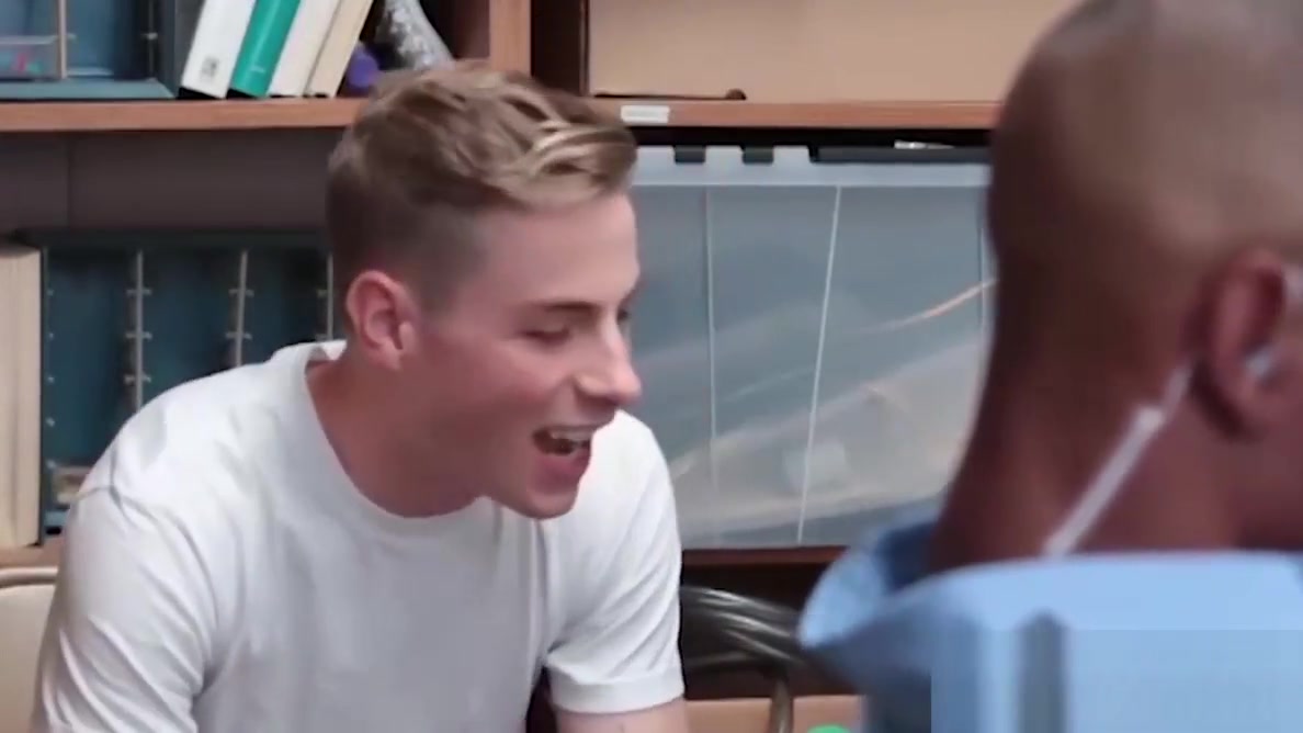 Black officer gets himself some raw twink ass to punish