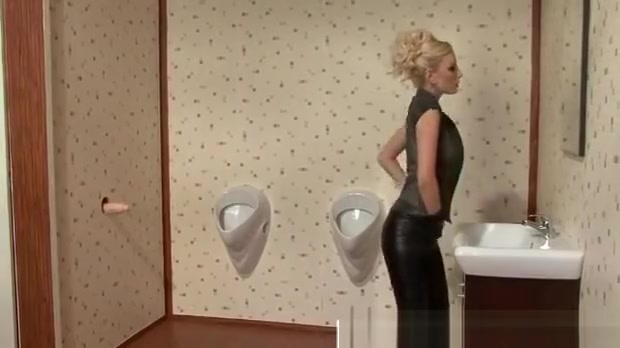 Glamorous blonde gives bj at gloryhole