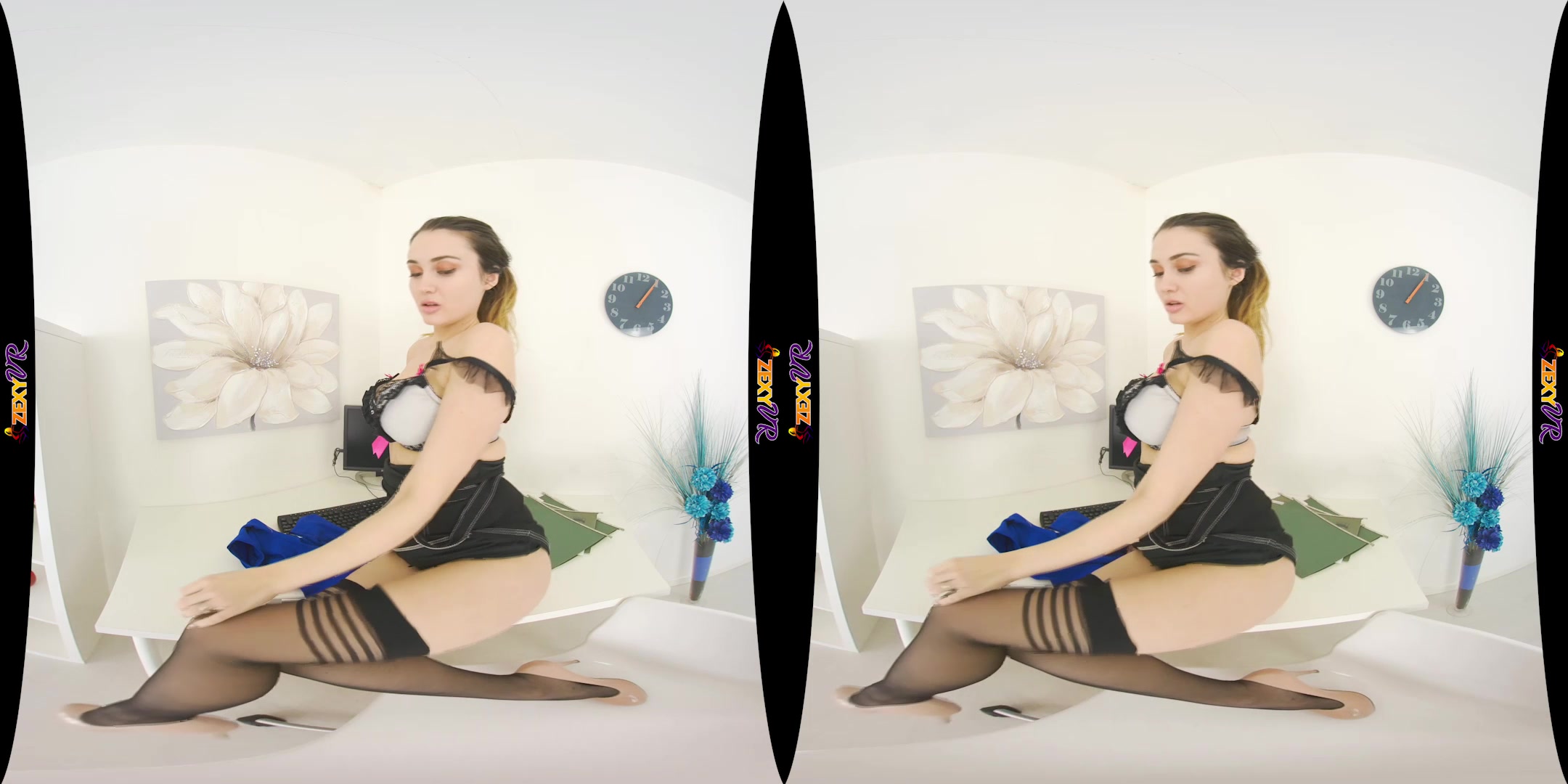 Just Relax featuring Gabriella - ZexyVR