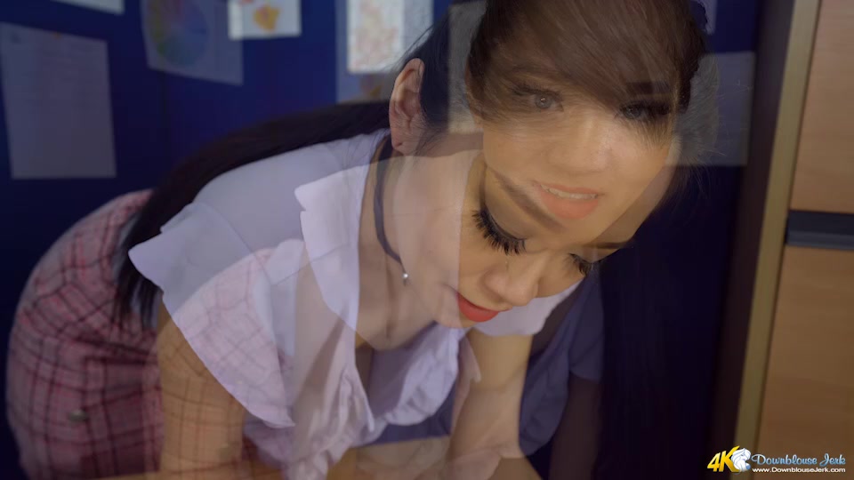 Are You Wanking? - DownblouseJerk