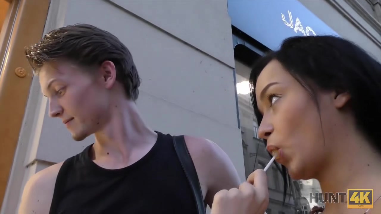 HUNT4K. Hunter buys expensive ring for hot brunette Erica Black