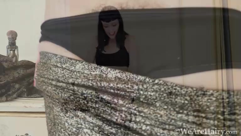 Little Olive masturbates in front of her mirror - WeAreHairy