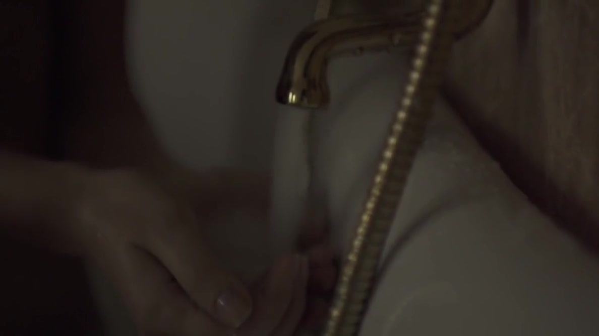 Step Sister Is On Bath While You Spying And Masturbating On Her