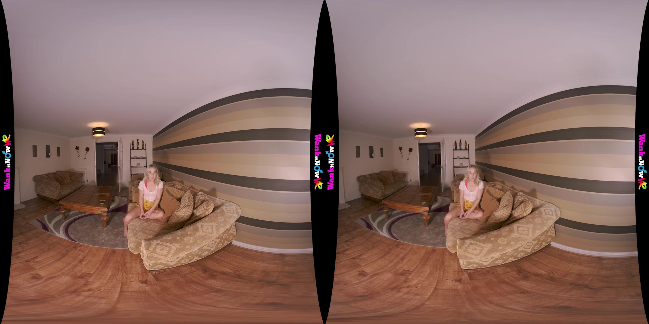 Hots For Me featuring Amy W - WankitNowVR