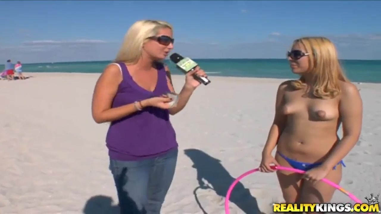 Amateur chicks are exposing bodies for cash