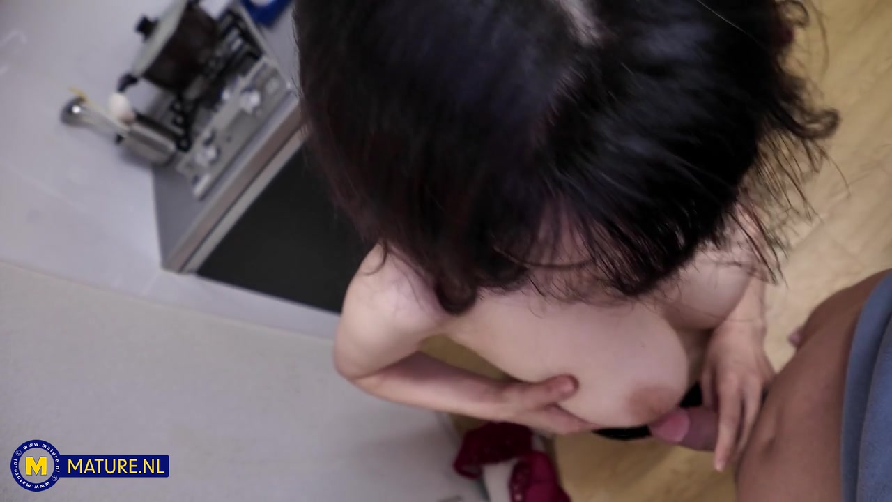 Japanese Milf Ayana Has An Affair And Gets A Asian Creampie