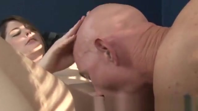 So pleasant blowjob for a pretty shemale