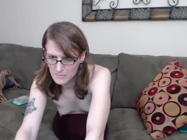 large mambos Have Solo Masturbation