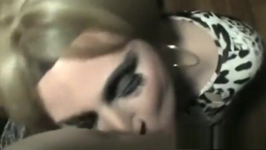 Sissy Sucks weenie