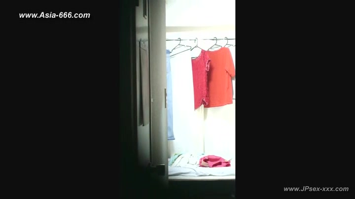 Hackers use the camera to remote monitoring of a lover's home life.202