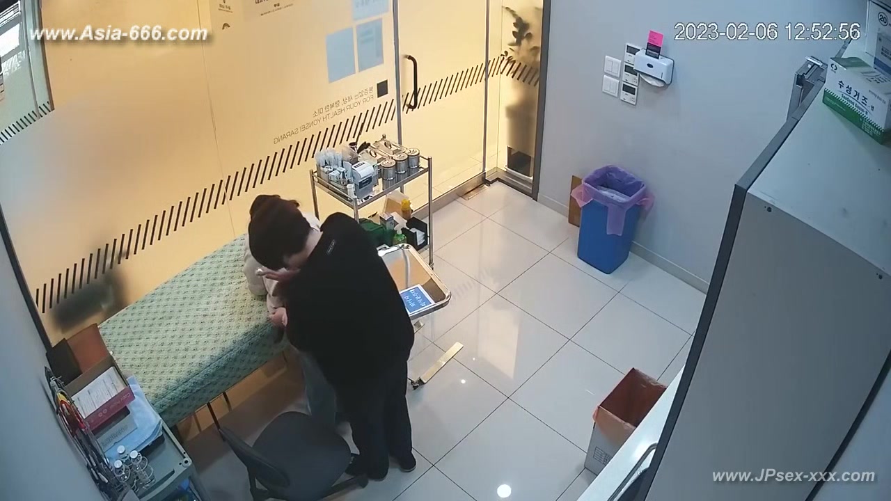 Peeping Hospital patient.28