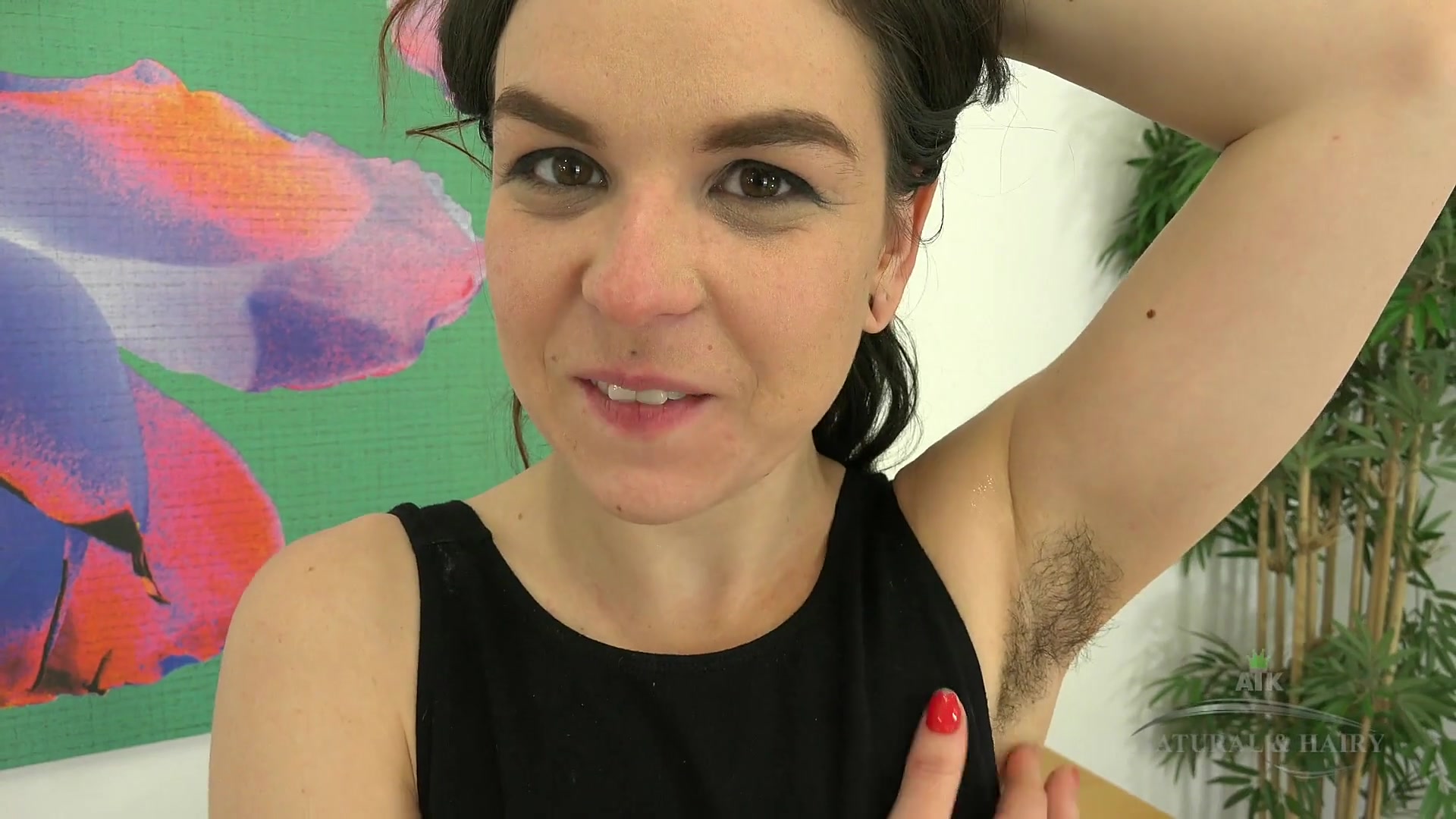 Juliette March Shows Off Her Lovely Hairy Pussy