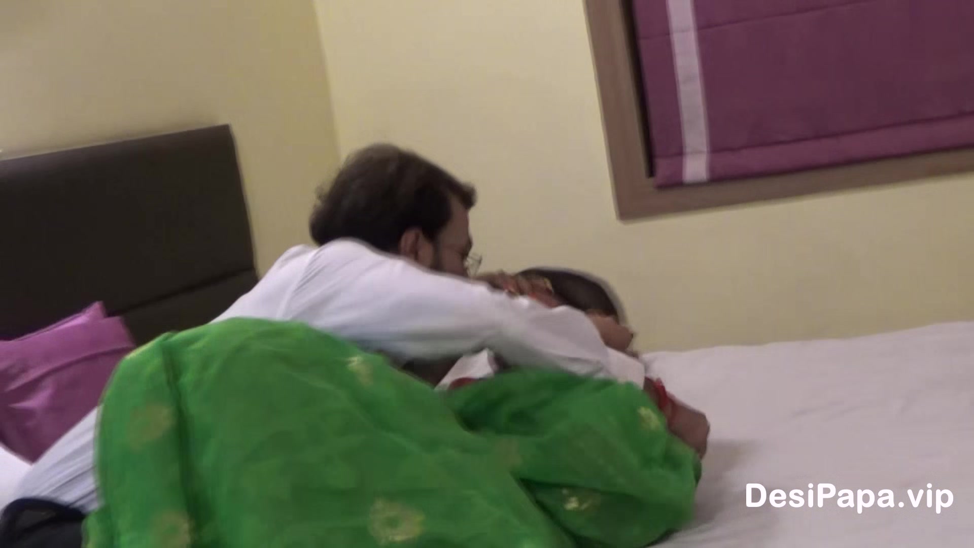 18 Year Old Indian Girl Fucked Hard On Her Interview Day By Her Office Boss