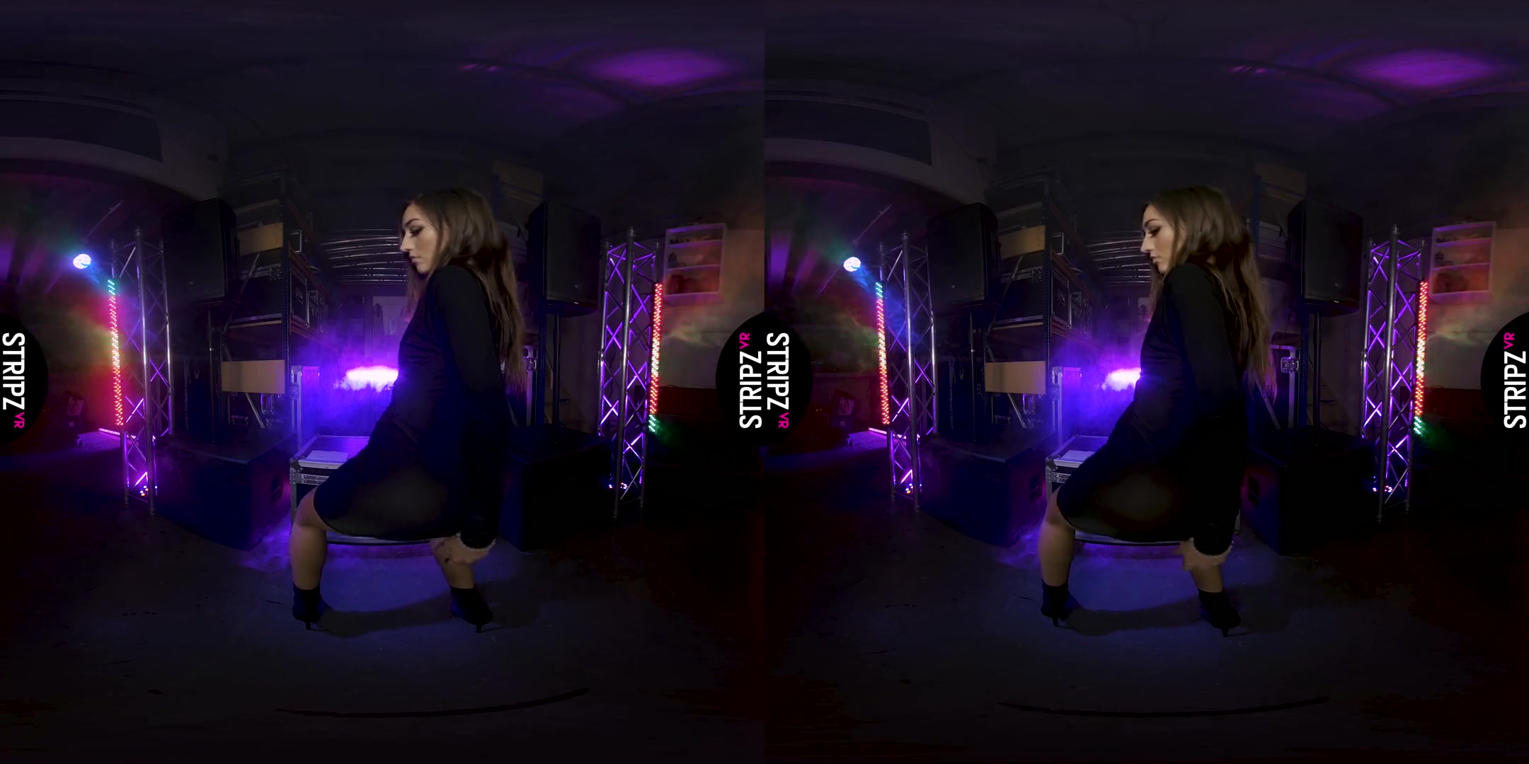 Jizzles in Disco Bitch - StripzVR