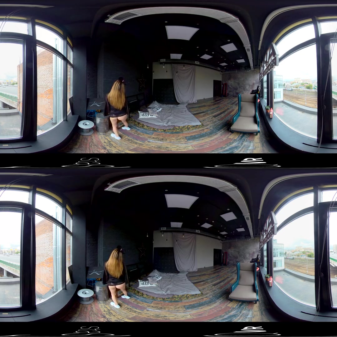 LilianQ in Naughty Little Mouse 360\u00ba - StasyQVR
