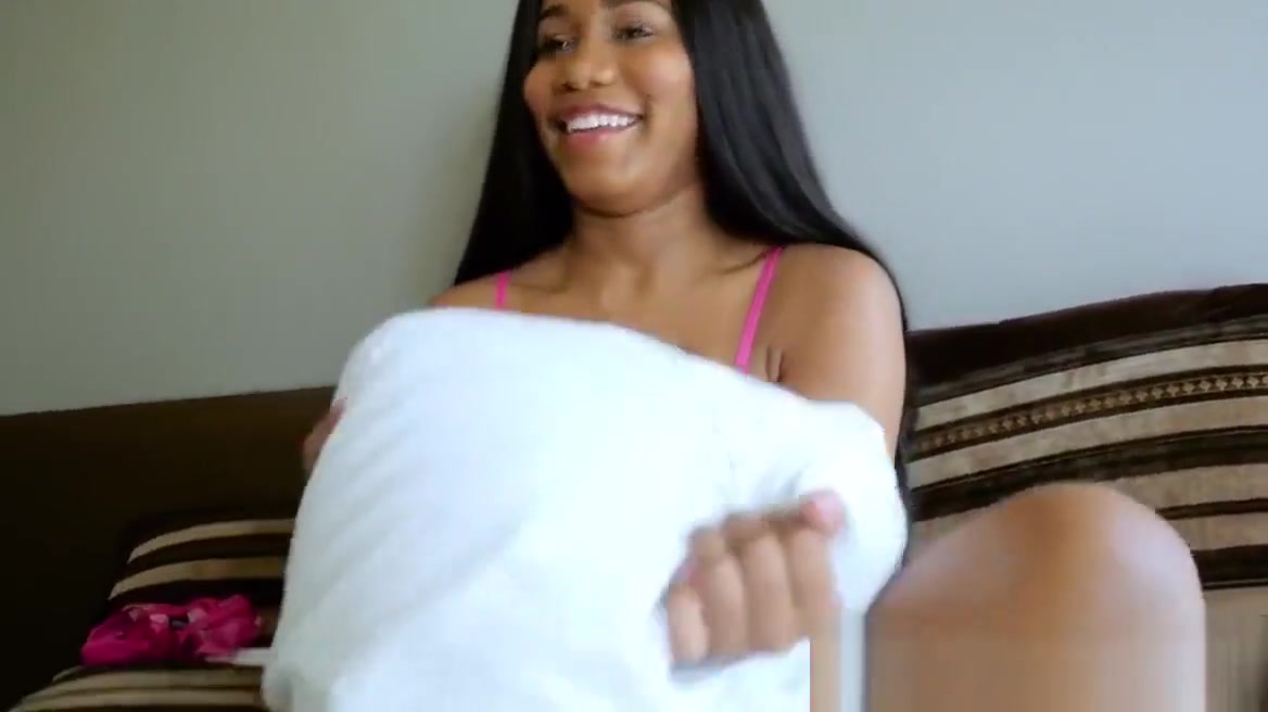 Black stepsis sucking