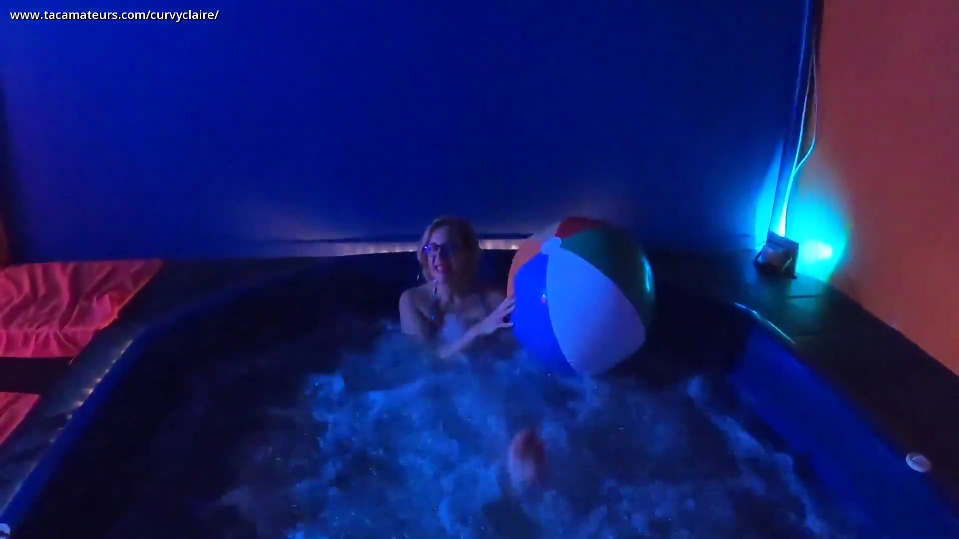 Bikini Hot Tub Pt3 - CurvyClaire