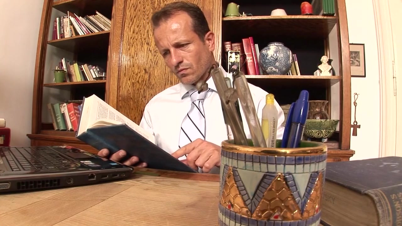 George Uhl Fucking Hard A Brunette Babe (My Boss Is A Bitch_05)