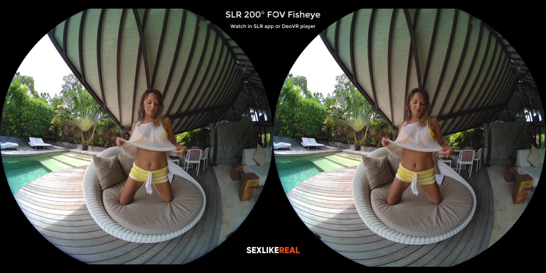 Bikini Bookworm - StasyQVR