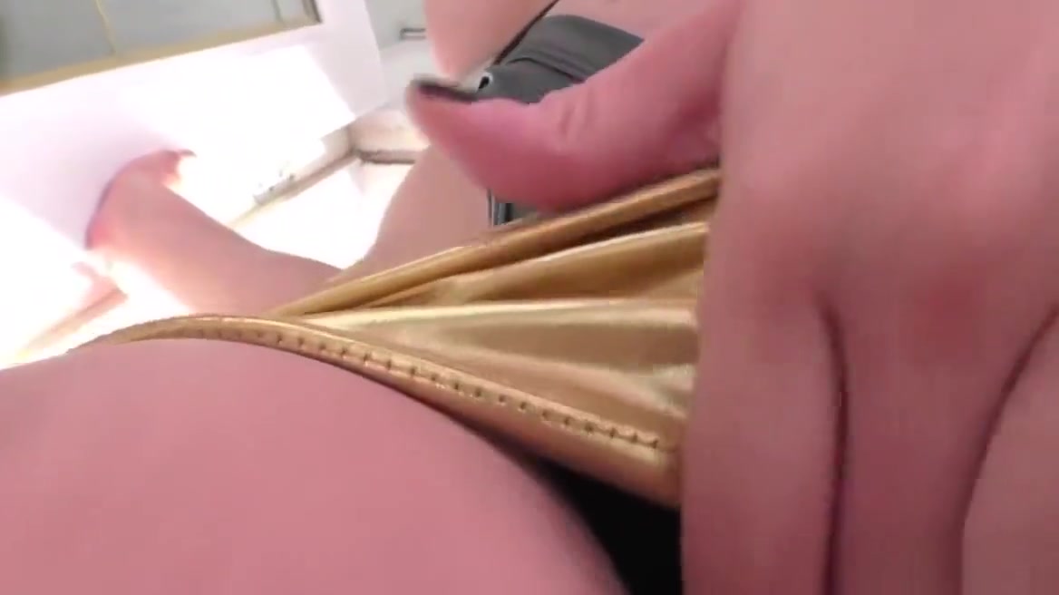 Transbabe Jenna bangs some dudes butthole