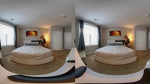 Soleil in the Bedroom - Curvy Striptease Solo Model