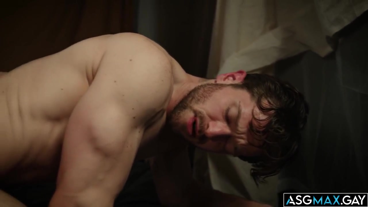 Justin Matthews And Johnny Donovan In Flip Fuck With Studs