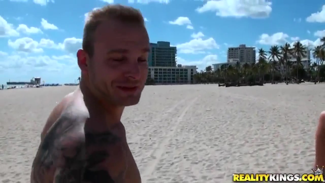 Tigth ass blonde gives head to tattooed stud