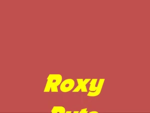 Roxy deflore un