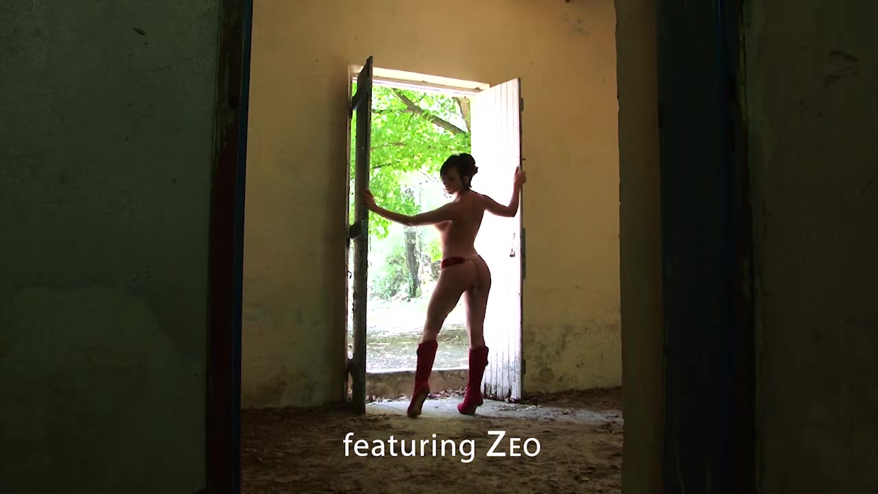 Dry Leaves 2 01 Zeo - TheLifeErotic