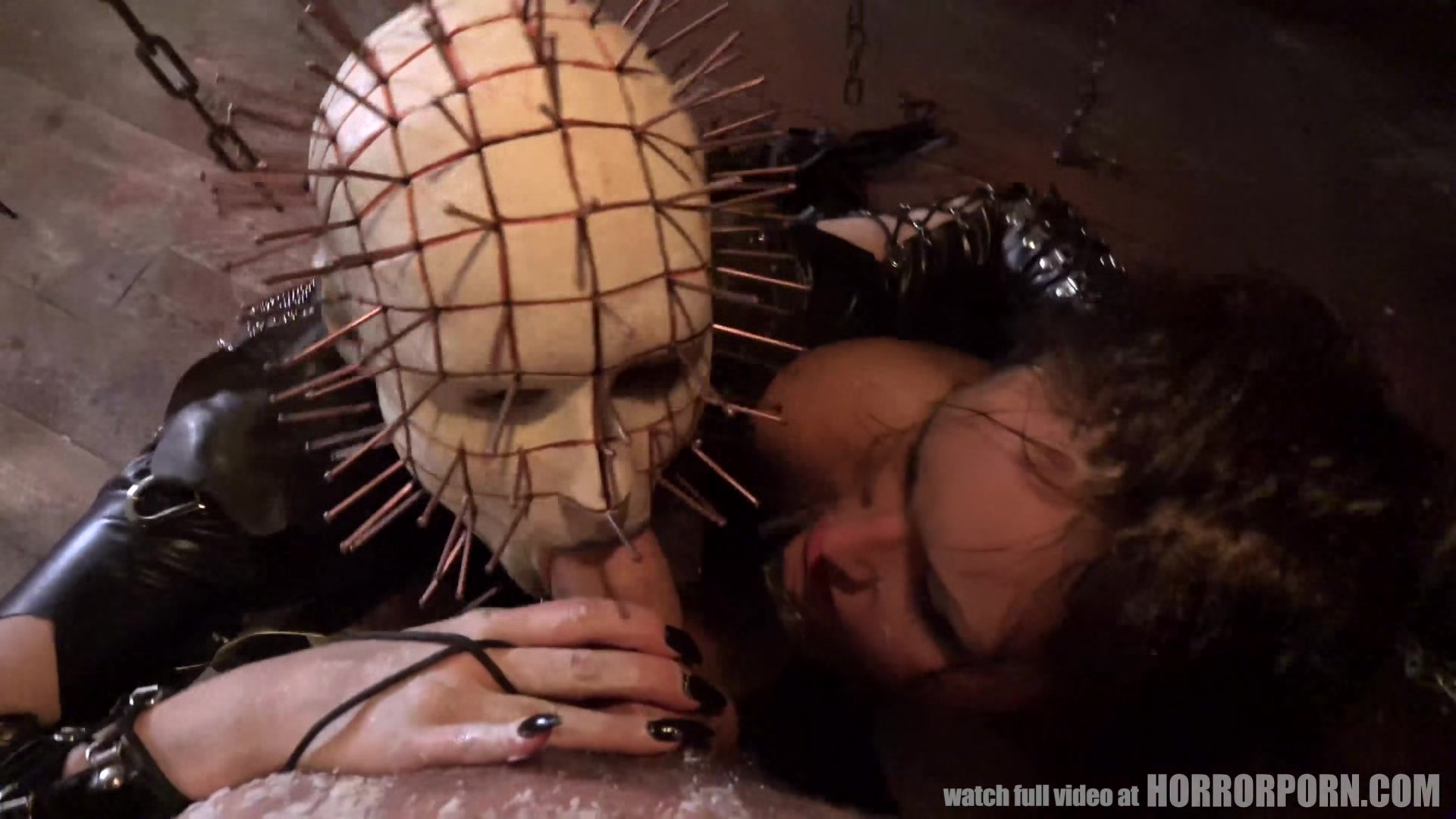 HORRORPORN - Pinhead