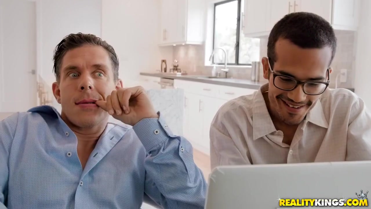 Wants His Attention On Pornhd With Kali Roses