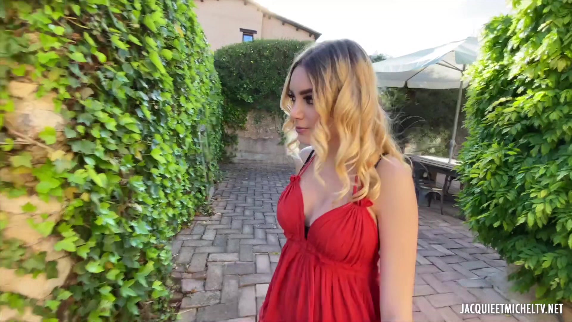 Paola, Blonde with big tits very fresh