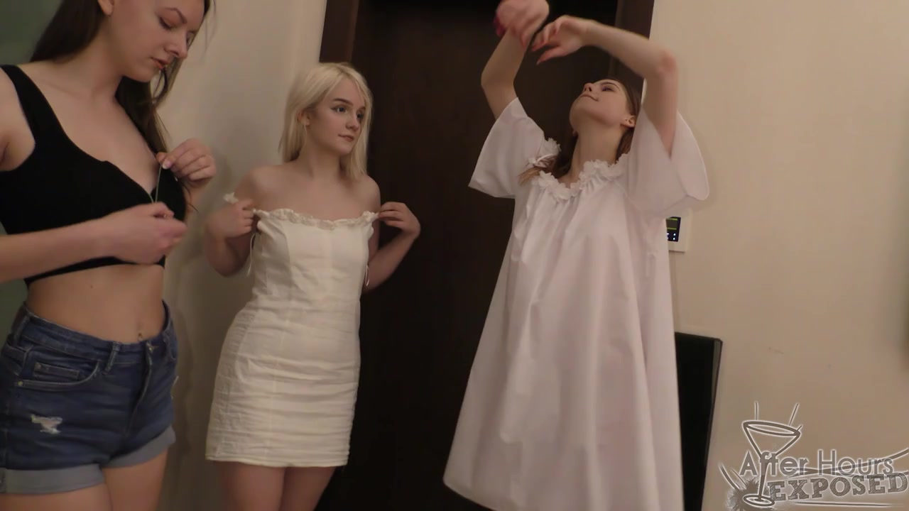 4 Girl Pussy Licking Pop Rocks Candy Lesbian Orgy and Shower