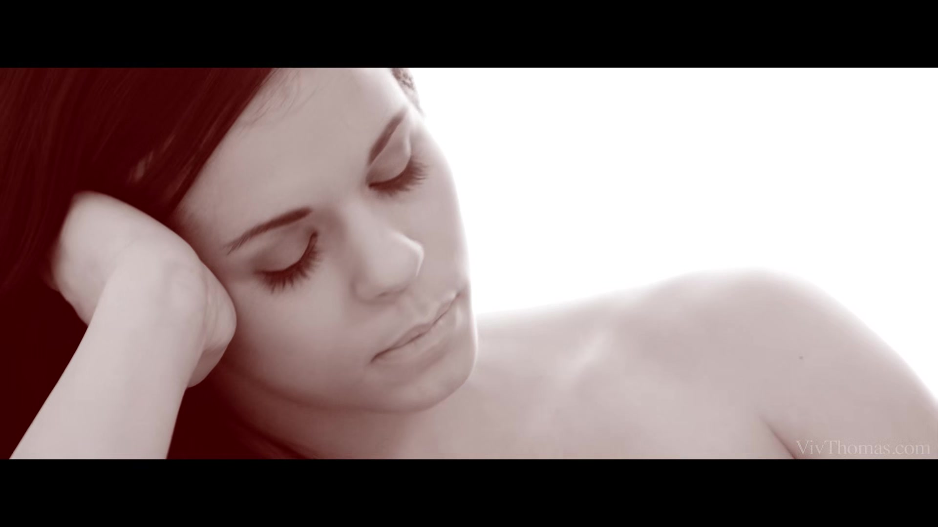 Red Passion 2 - Impulsive - Henessy A & Nekane - VivThomas