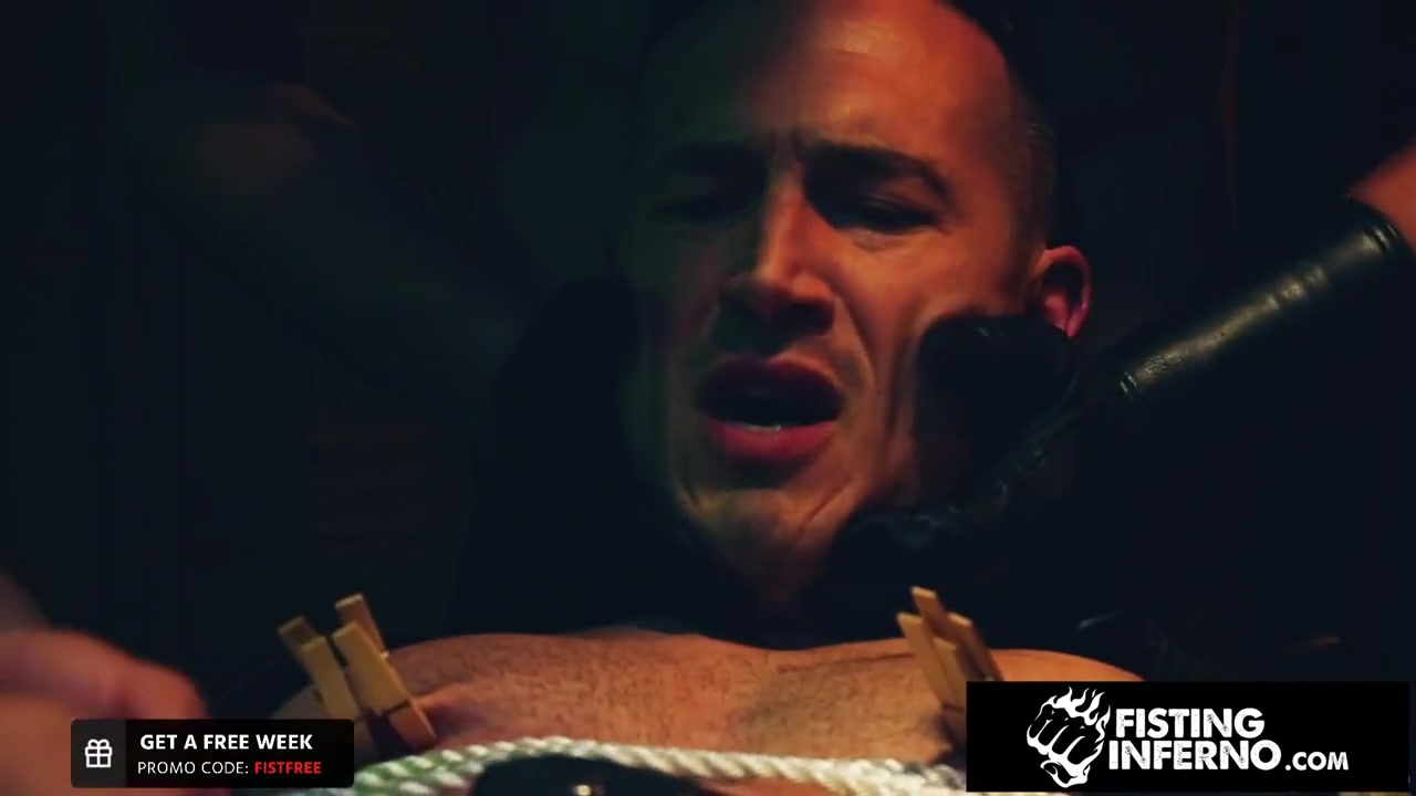 Sub Whore Derek Cage Deliciously Domd By Hunks & Cream
