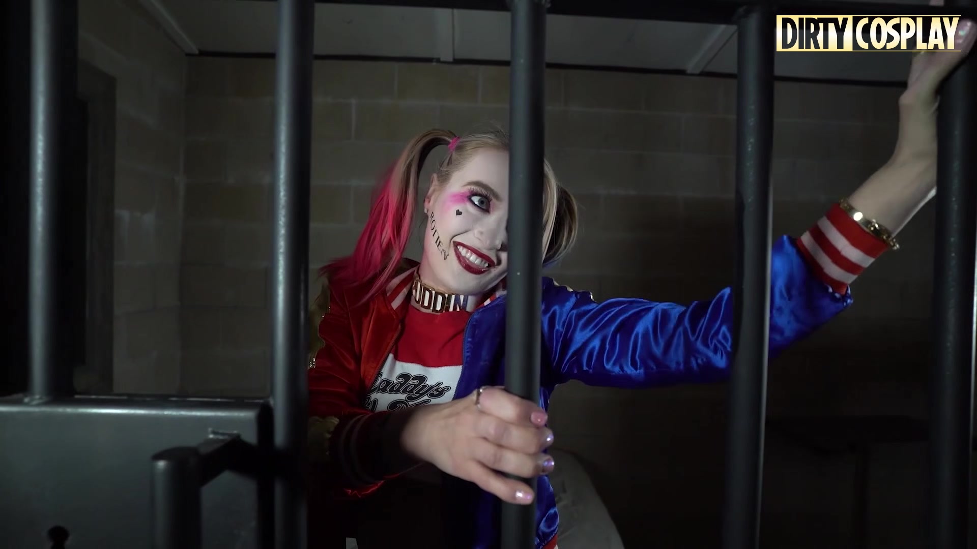 DIRTYCOSPLAY - The Jacker Can't Stay Away From Harley Sinn's Hot and Tight Pussy