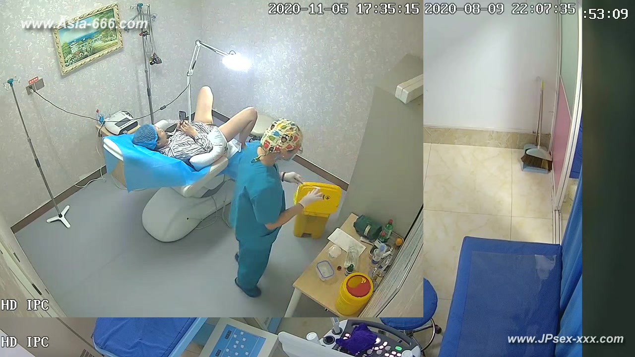 Peeping Hospital patient .4