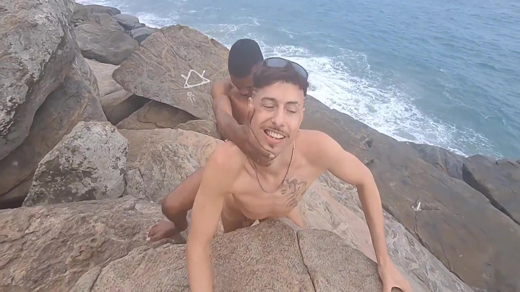 Muryllo Otero And John Black - Macho Dotadao Fodendo O Rabo Do Amigo Com Seus 24cm Na Praia completo No Red 10 Min