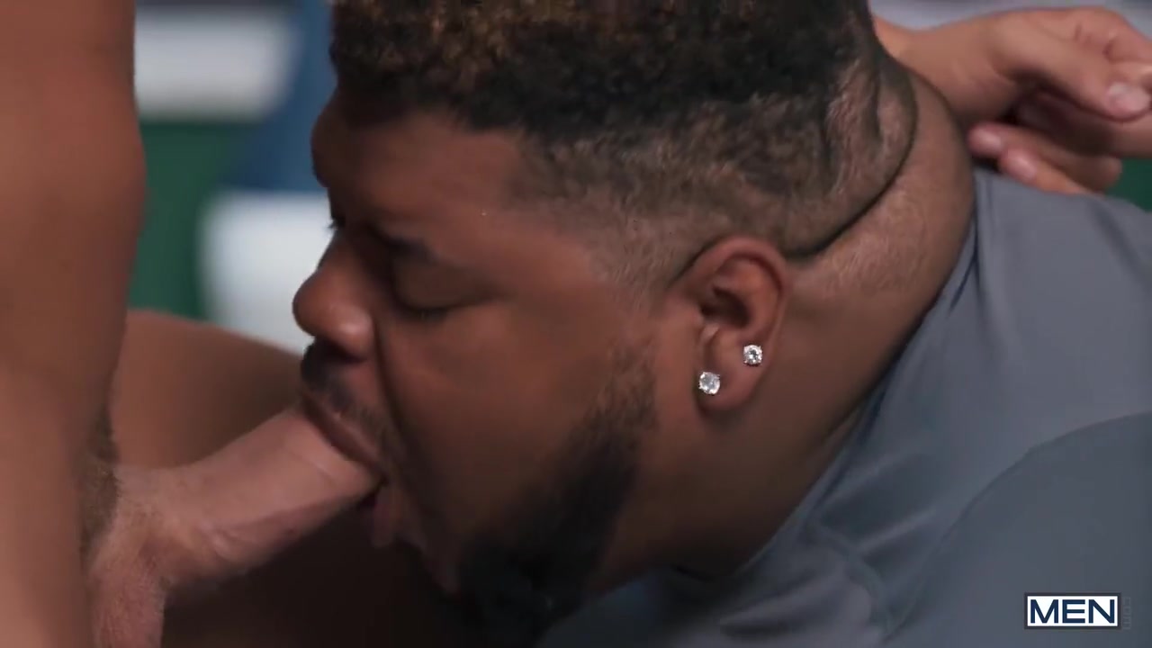 Drake Von - Santana Swallows Drakes Big Bone
