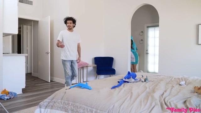 Is That A Shark In Your Pants - S26:E3 - Nubiles-Porn