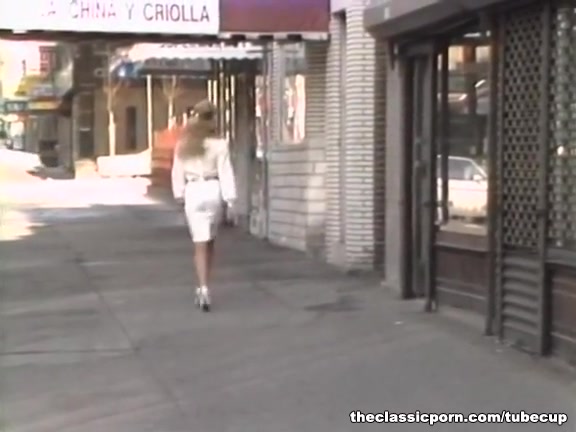 Retro orgasm on the throbbing dick