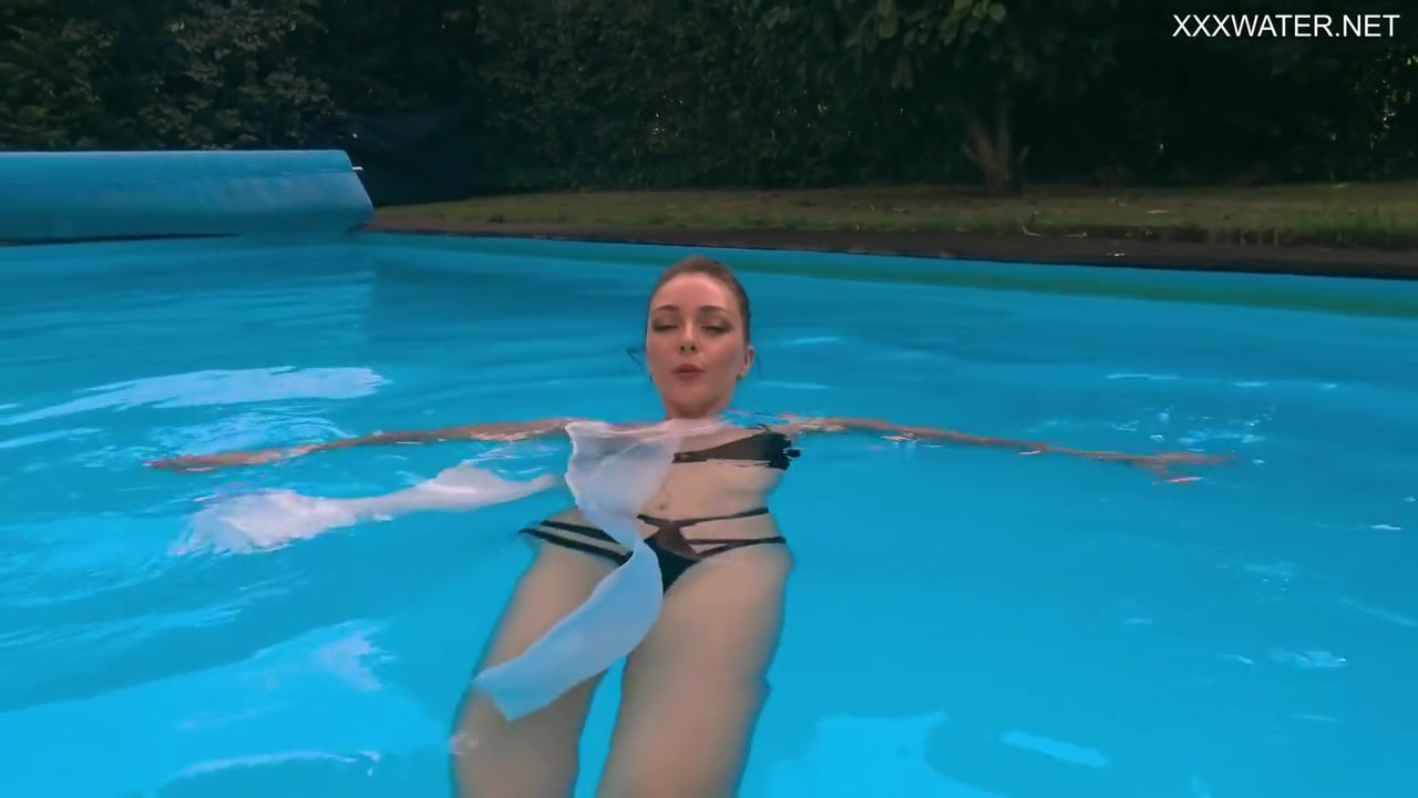 Anastasia Ocean - Enjoy Marfa Swimming And Too Underwater