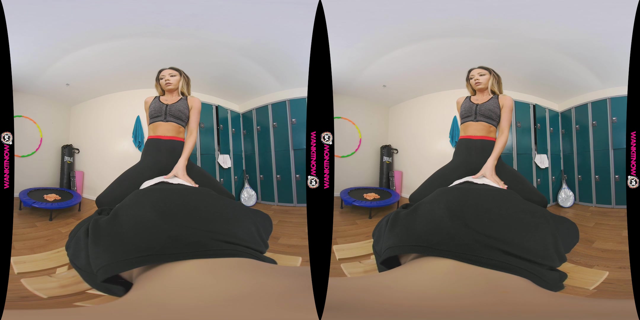 Tight Pussy Massage featuring Natalia Forrest - WankitNowVR